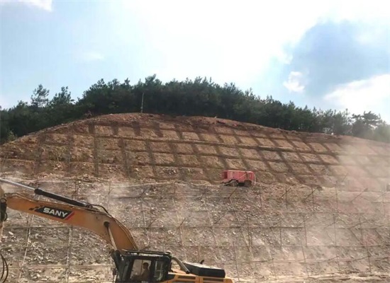 钦州铁路建设案例
